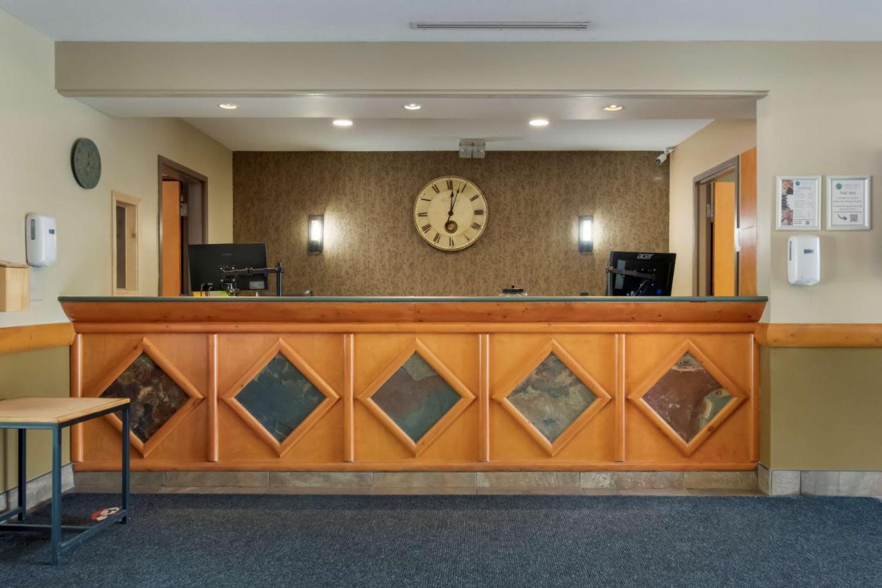 Best Western Plus Valemount Inn & Suites Exterior foto